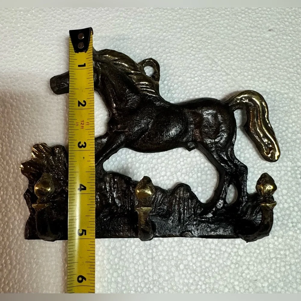 Cast Iron Horse Elegant Black and Gold Horse Wall Decorations 3-Hook…